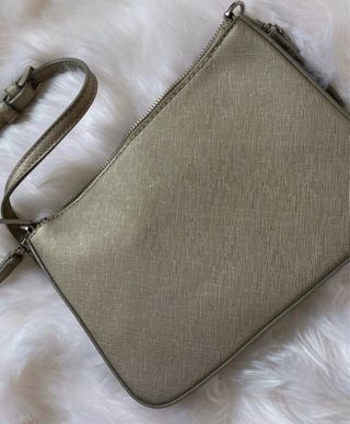 Mala pequena Parfois cinza