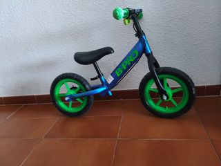Bicicleta sin pedales B-PRO azul y verde