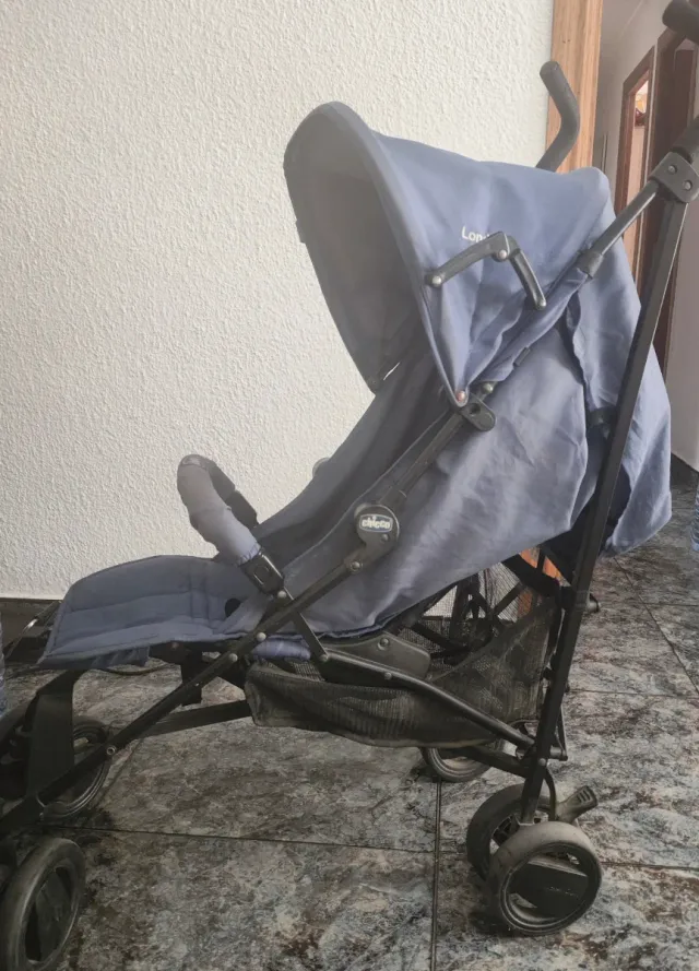 Cochecito Chicco Azul