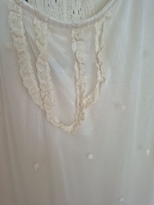 Vestido lencero midi encaje crema