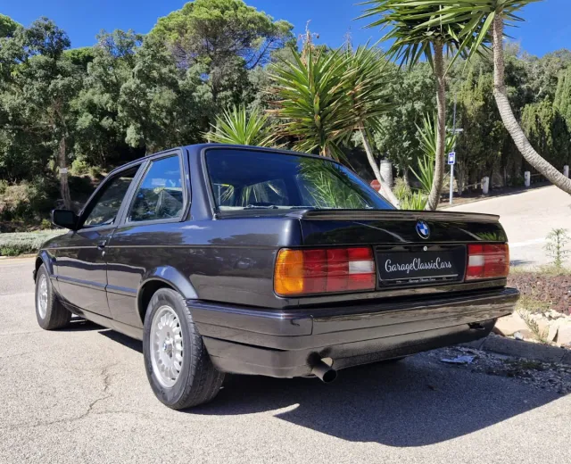 BMW 318is e30 Nacional