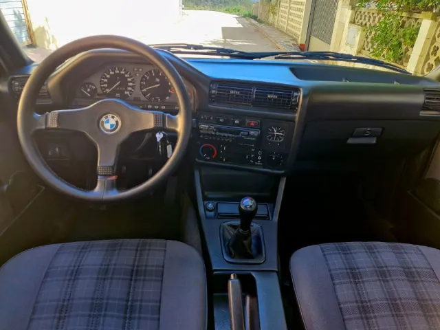 BMW 318is e30 Nacional