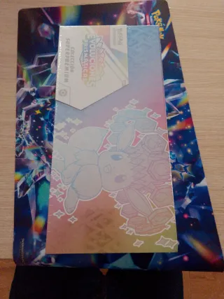 Superpremium Evoluciones Prismáticas Pokémon 