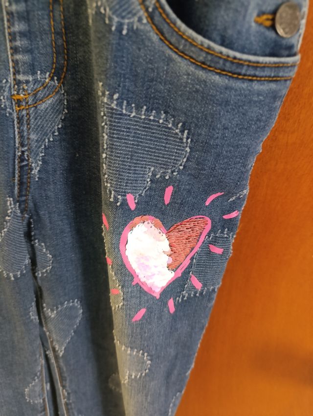 Peto vaquero niña Desigual corazones