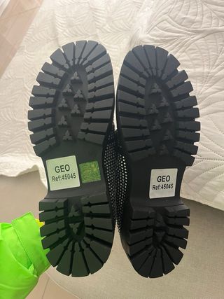 Zapatos negros con circonitas T40