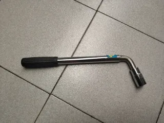 Llantas Toora 17 Coche + antirrobo