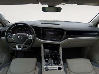 Volkswagen Touareg Pure