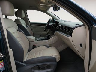 Volkswagen Touareg Pure