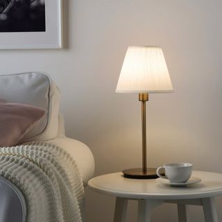 Lámpara de mesa SKAFTET IKEA Bronce 30cm