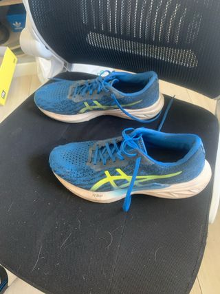 Zapatillas Asics Azules y Verdes
