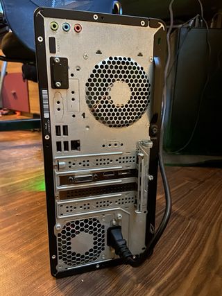 PC Gaming HP i5 16GB RAM Negro/Verde