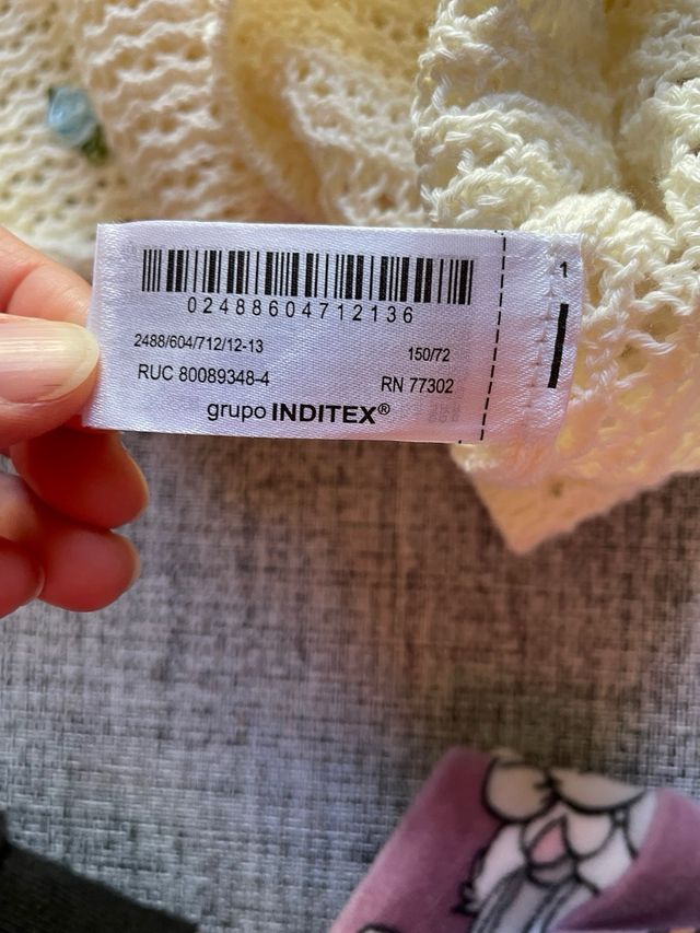 Jersey de punto calado con flores