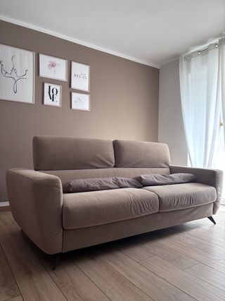 Divano 3 posti in tessuto tortora