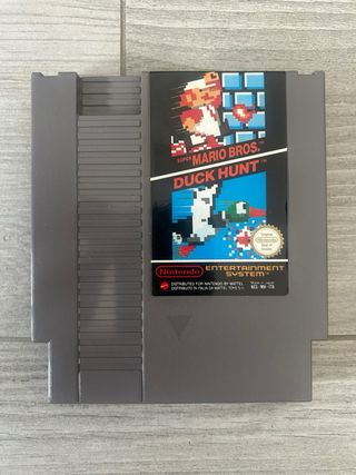 Nintendo NES con Mario Bros y Duck Hunt