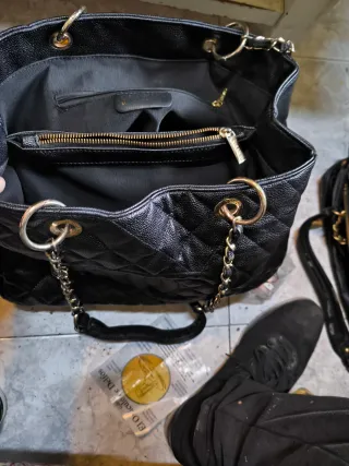 Borse Ac nere Channel e Yves San Lauren e Guess