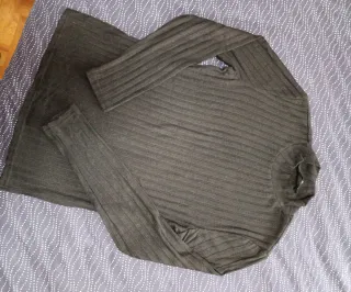Jersey cuello alto canalé negro talla M
