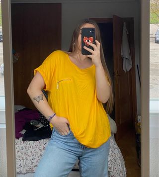 camiseta Zara talla M-L 