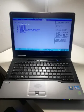 Fujitsu Lifebook S782 Portátil