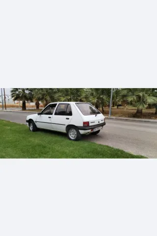Peugeot 205 Modelo Mito,año 1996