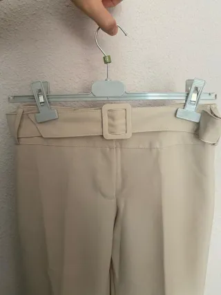 Traje de mujer beige talla M