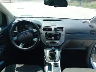 Ford Kuga 2011