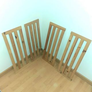 4 Estantes de Madera