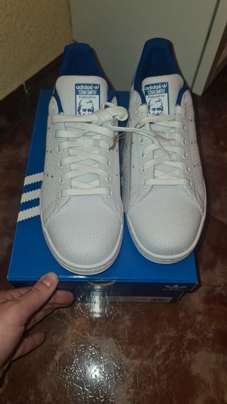 Adidas Stan Smith Blancas y Azules Talla 45 1/2
