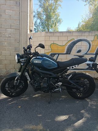 Yamaha XSR 900