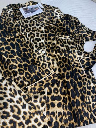 Pijama estampado animal print hay tallas 