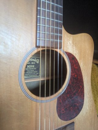 Guitarra electroacústica Martin DCX1E