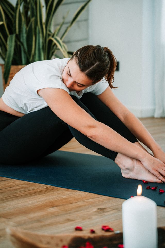 Equilibrio y Bienestar con Yoga