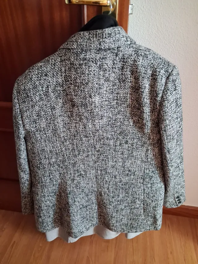 Chaqueta tweed gris y negra talla XL