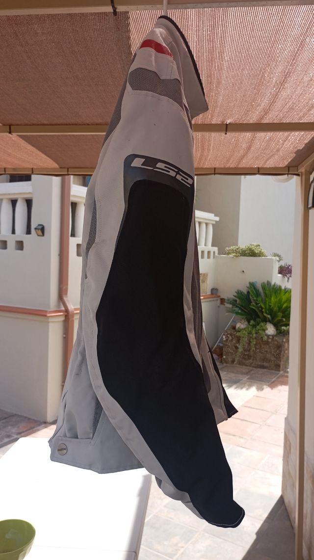 Chaqueta de moto LS2