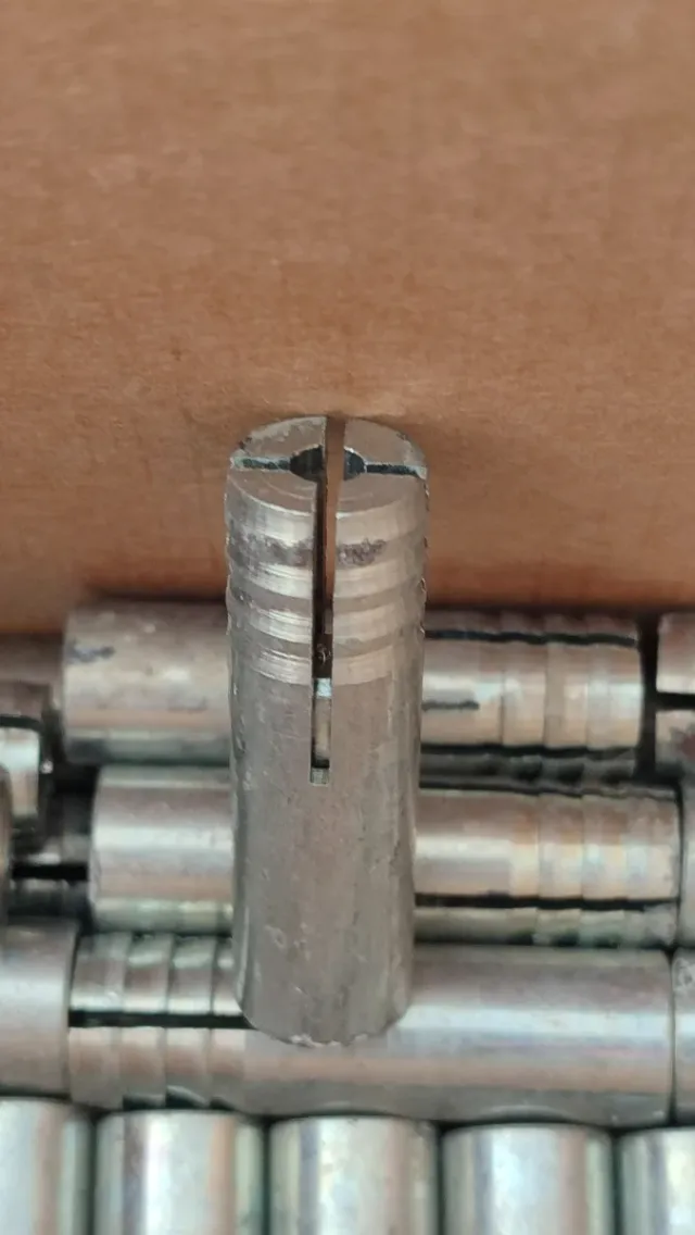 Anclaje de expansión M10x40 (200 Uds aprox.)