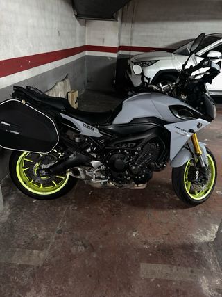 Yamaha MT-09 Tracer