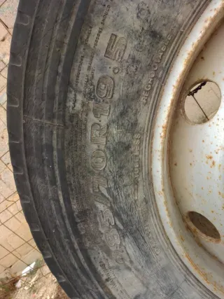 Rueda Camión Hankook 285/70R 19.5