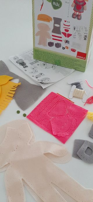 Juego de costura para hacer muñeca Goula