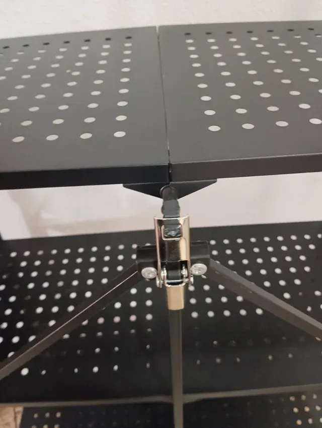 Estantería metálica plegable negra