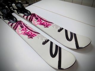 ESQUIS CORTOS 120cm. SNOWBLADES. BIG FOOT.