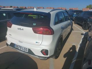 Kia Niro 1.6 GDi PHEV 104kW (141CV) Drive