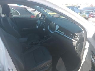 Kia Niro 1.6 GDi PHEV 104kW (141CV) Drive
