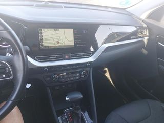 Kia Niro 1.6 GDi PHEV 104kW (141CV) Drive