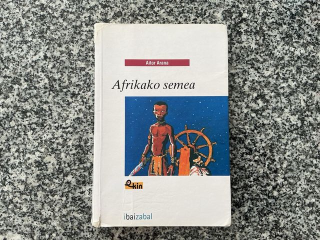 Afrikako semea (EKIN) (Basque Edition)