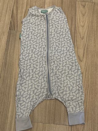 Pijama Molis&co hojas gris y blanco talla 3 TOG 05