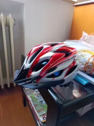Casco Bicicleta/Patinete Rojo y Blanco