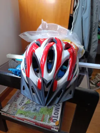 Casco Bicicleta/Patinete Rojo y Blanco