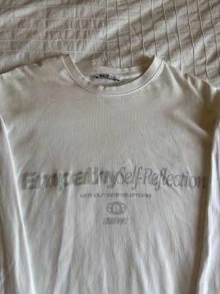 Camiseta de manga larga blanca de Zara