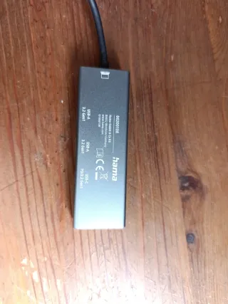 Adaptador Hama USB C a Ethernet y 2 USB