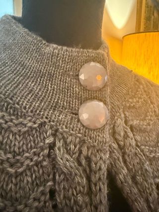 Bolero coprispalle collo alto grigio