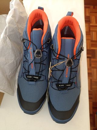 Adidas Terrex Mid Gore-Tex Disney Talla 39 1/3